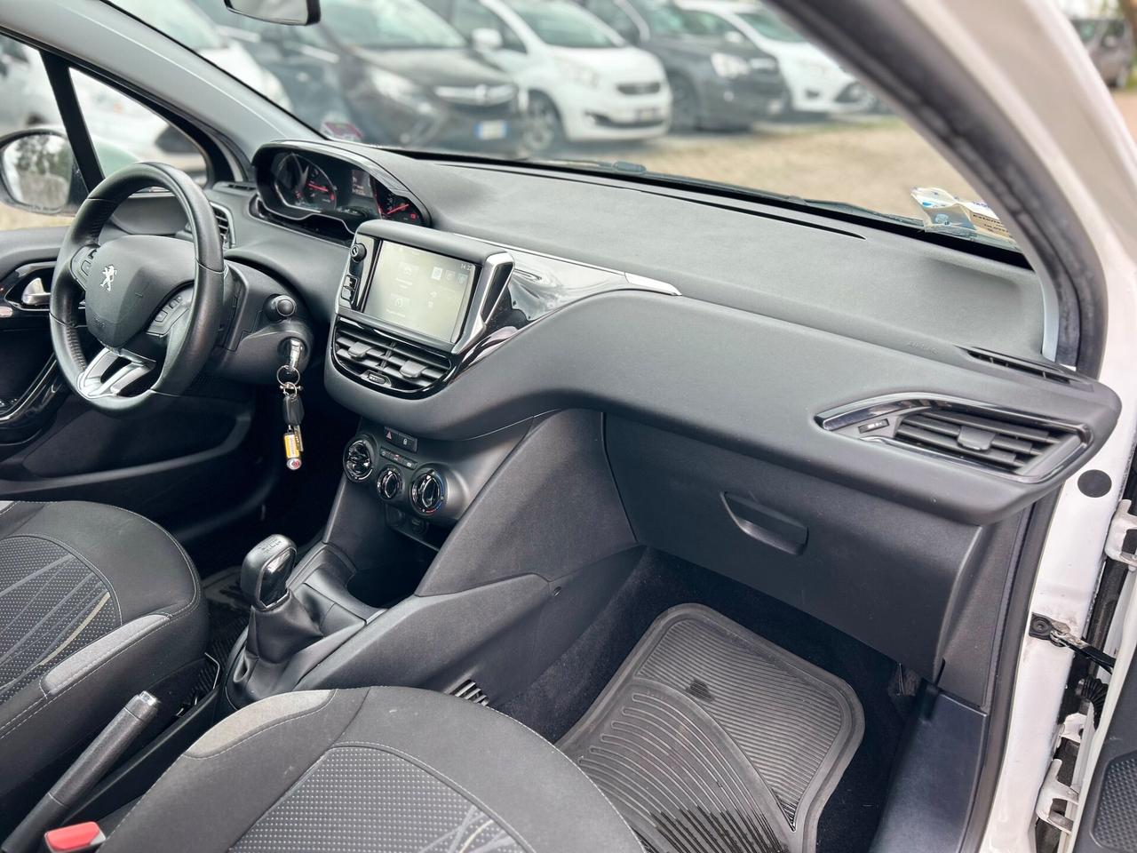 Peugeot 208 PureTech 82 5 porte Allure