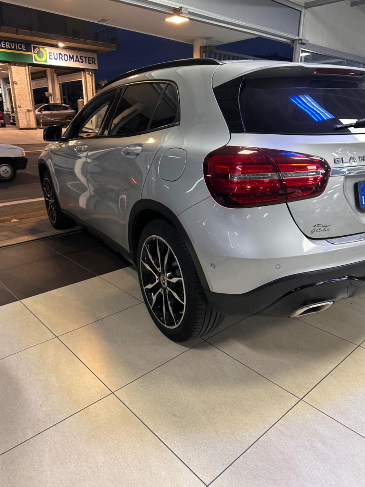 Mercedes-benz GLA 180 GLA 180 d Sport