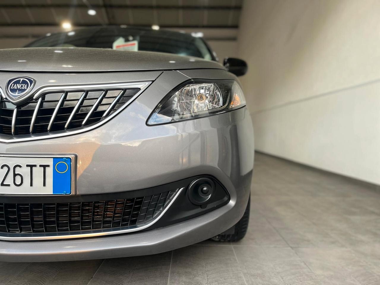 LANCIA YPSILON HYBRID 1.0 ECOCHIC *43MILAKM* *UNICOPRO*