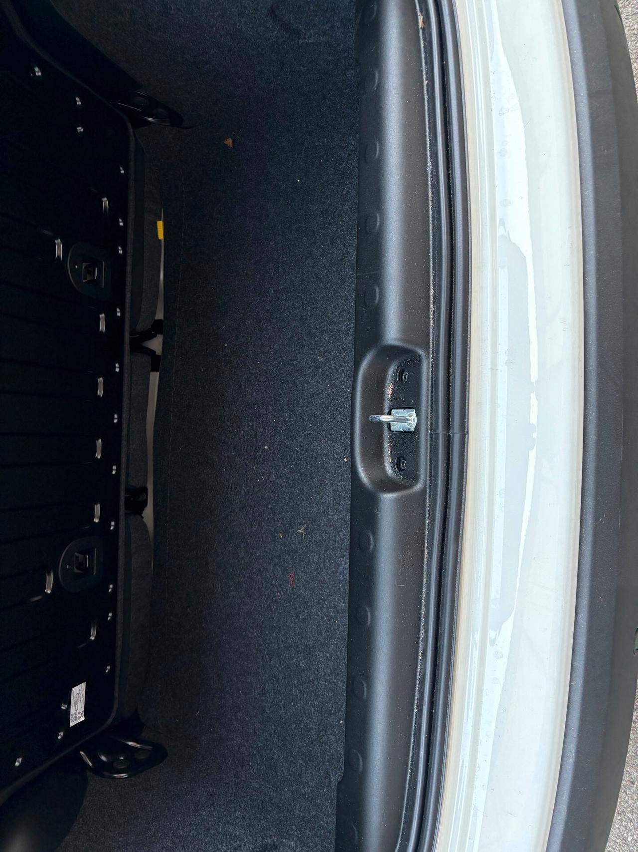 Fiat Panda "La Pandina" 1.0 Hybrid KMO 26