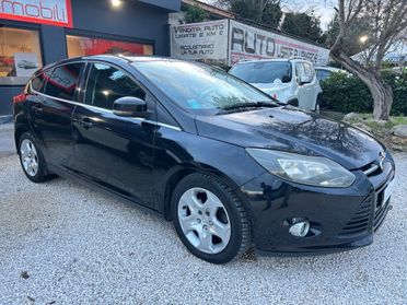 Ford Focus 1.6 TDCi TITANIUM NAVI