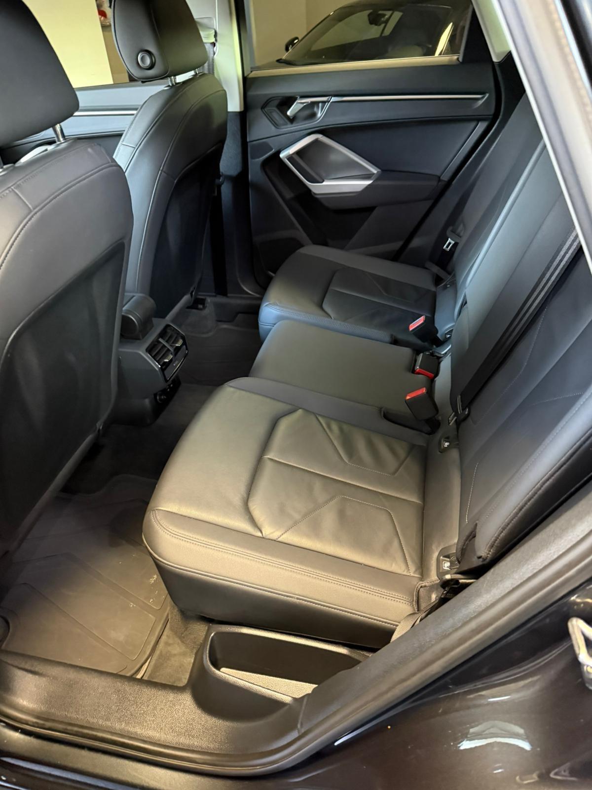 Audi Q3 35 TDI quattro S line edition