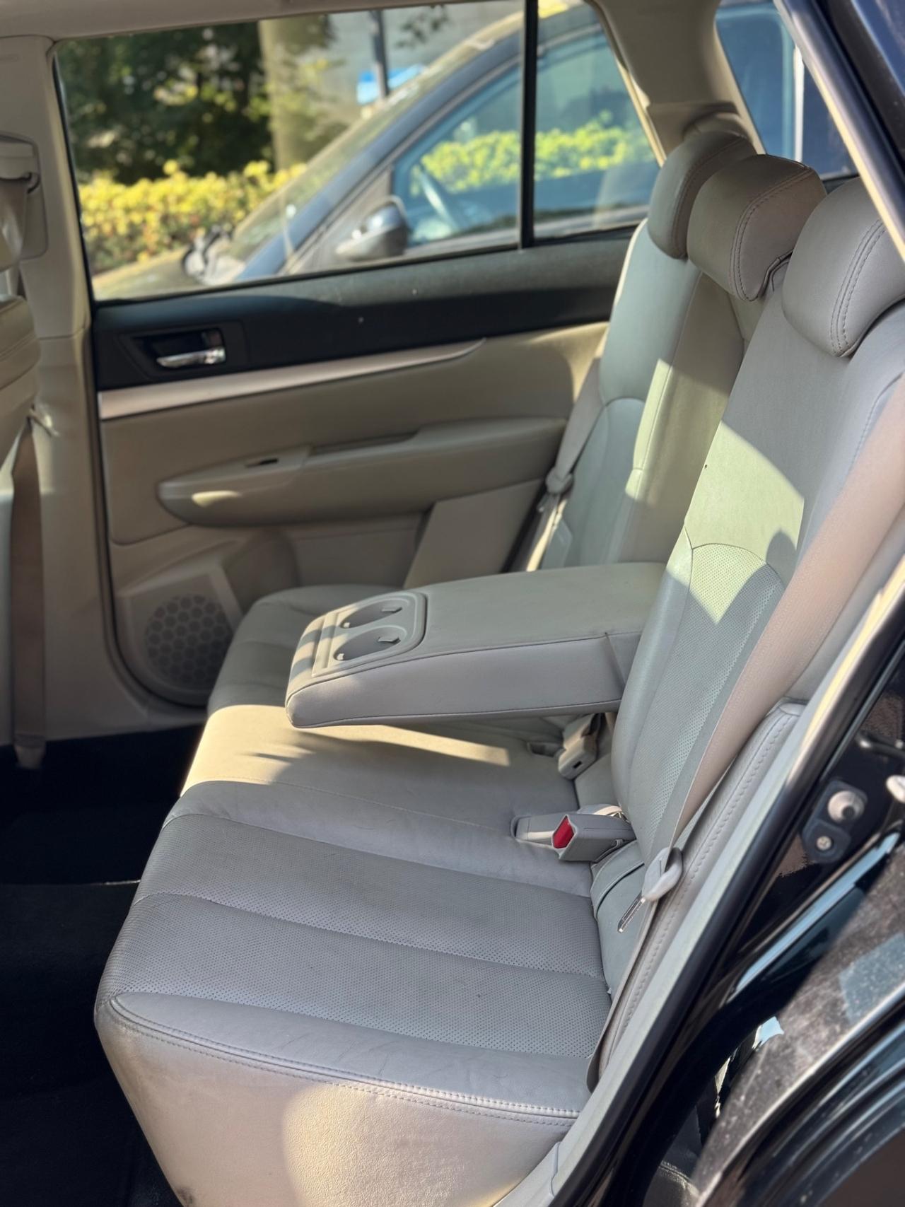 Subaru OUTBACK 2.0D Exclusive