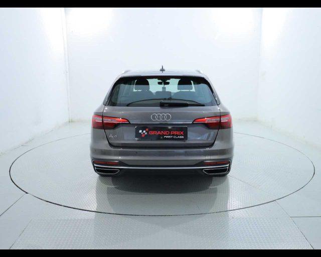 AUDI A4 Avant 35 TFSI S tronic Business Advanced