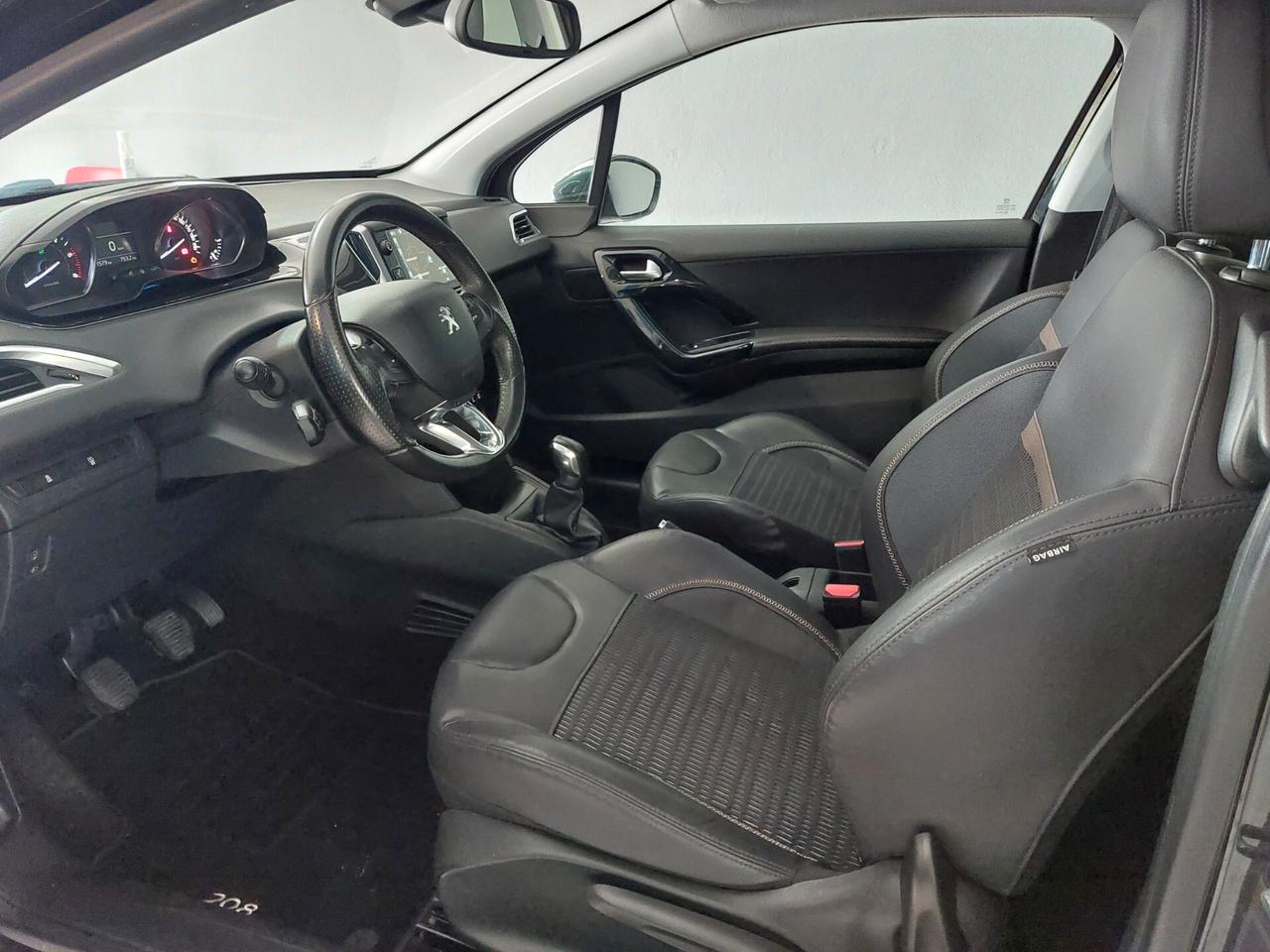 Peugeot 208 1.4 HDi Sport