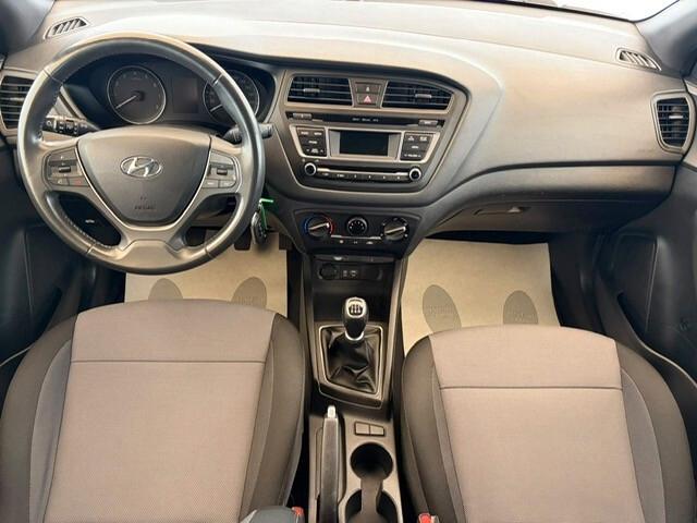 Hyundai i20 5p 1.2 Classic 75cv *NEOPATENTATI*