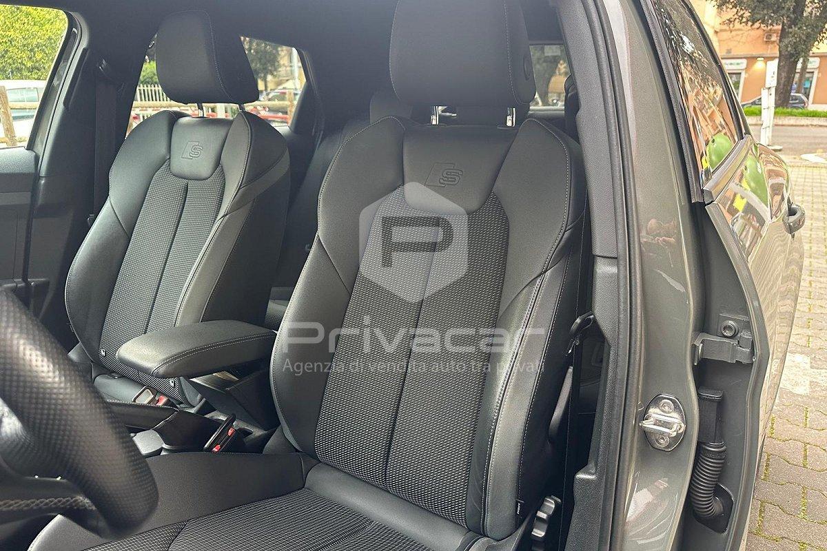 AUDI A1 SPB 35 TFSI S tronic Identity Black