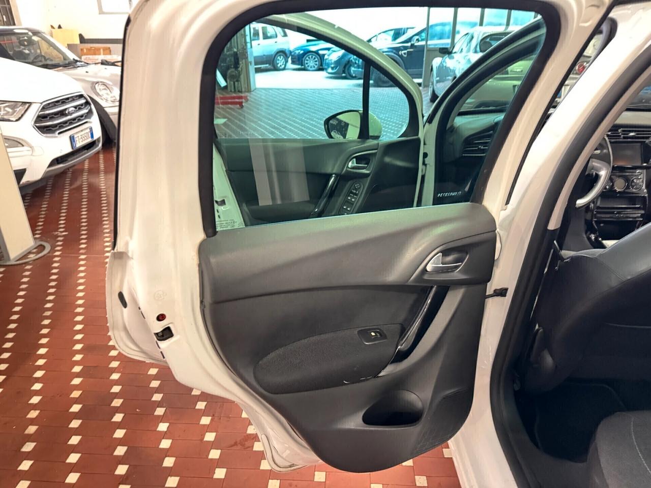 Citroen C3 PureTech 82 Monna Lisa - NEOPATENTATI