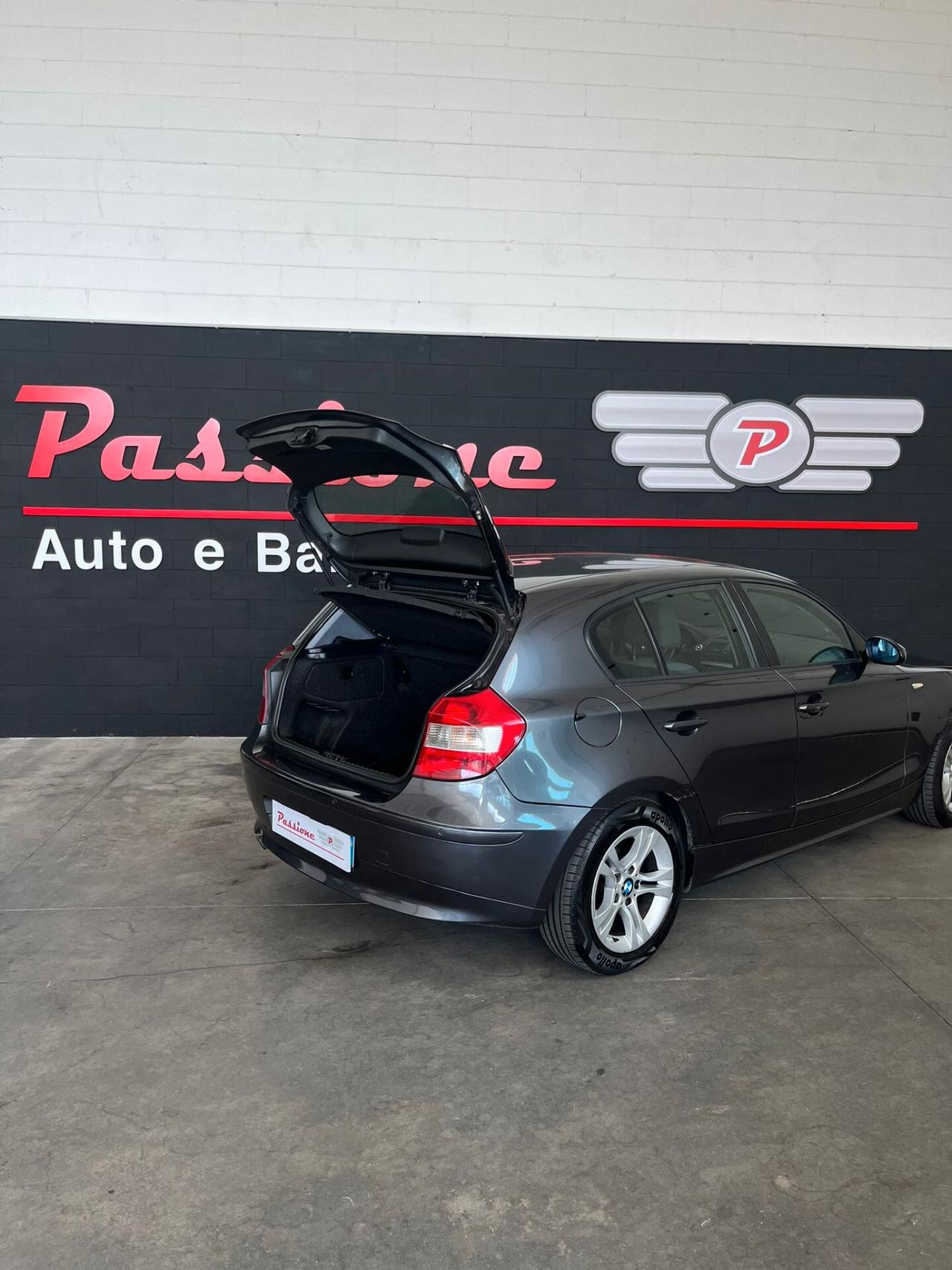 Bmw 118 118i cat 5 porte Futura