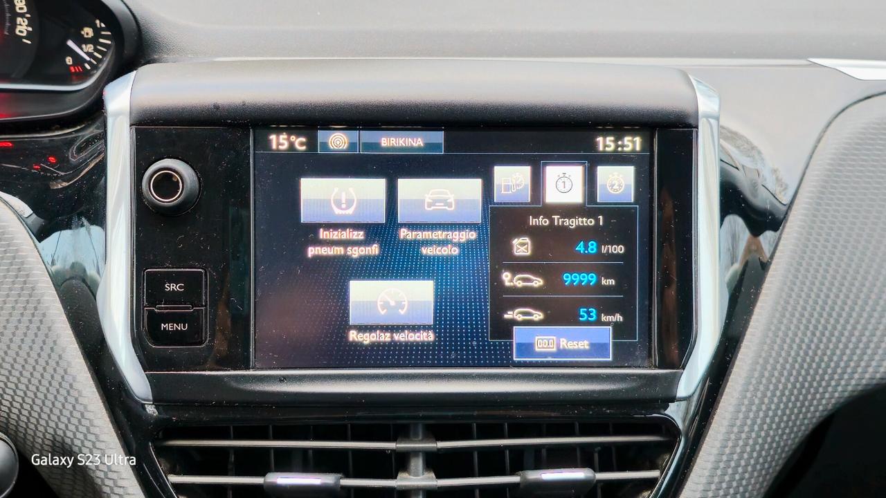 Suv PEUGEOT 2008 EURO 6B OK NEOPATENTATI GARANZIA 12 MESI