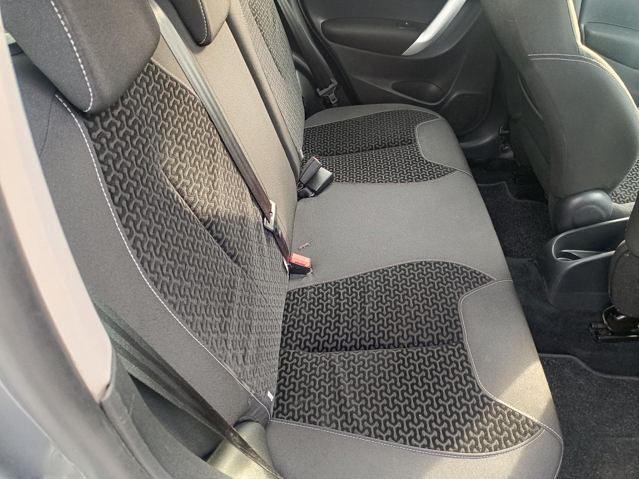 Citroen C3 1.6 HDi 90 Exclusive Style