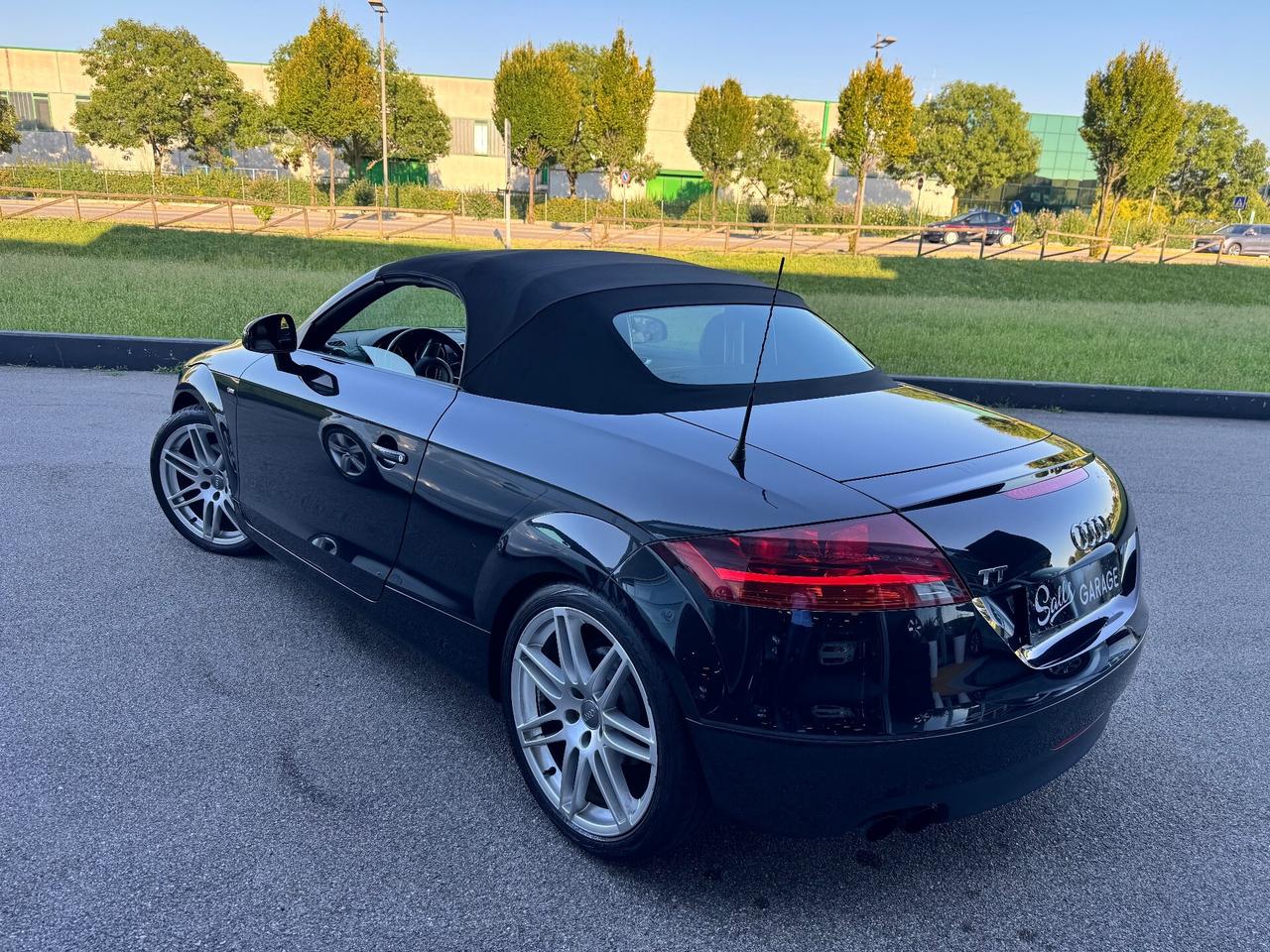 Audi TT Roadster 2.0 TFSI