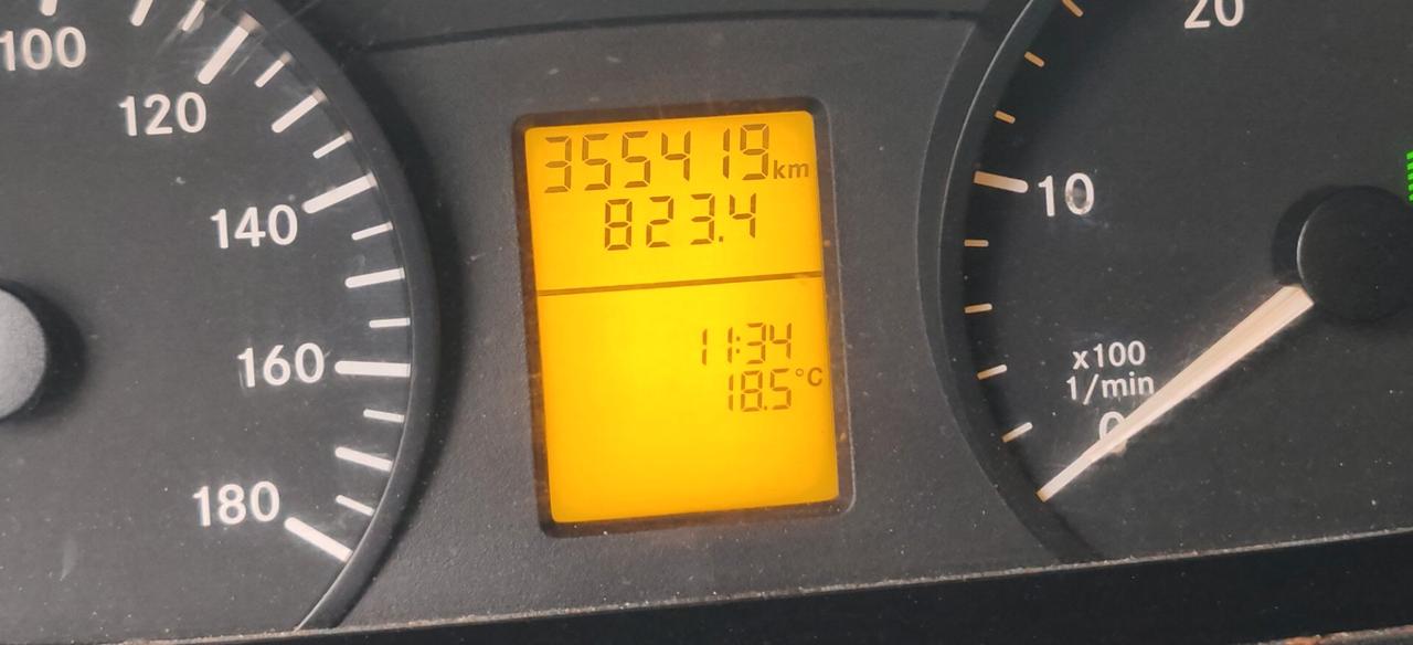 Mercedes Benz