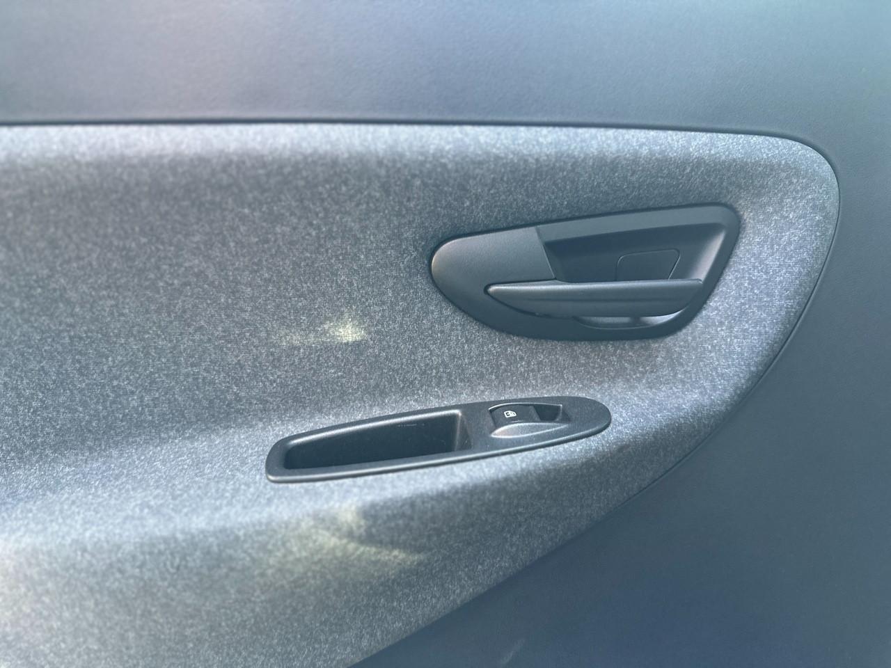 LANCIA Ypsilon III 2021 - Ypsilon 1.0 firefly hybrid Silver s&s 70cv