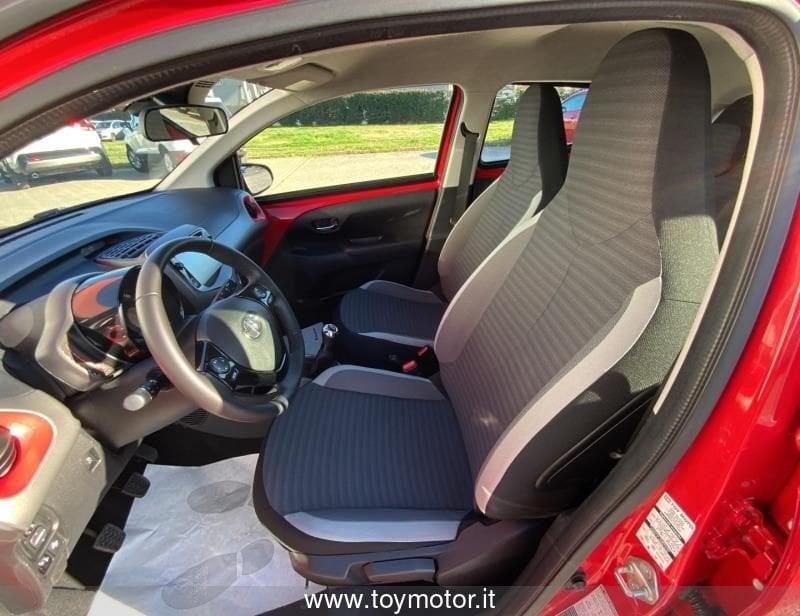 Toyota Aygo 2ª serie Connect 1.0 VVT-i 72 CV 5 porte x-play