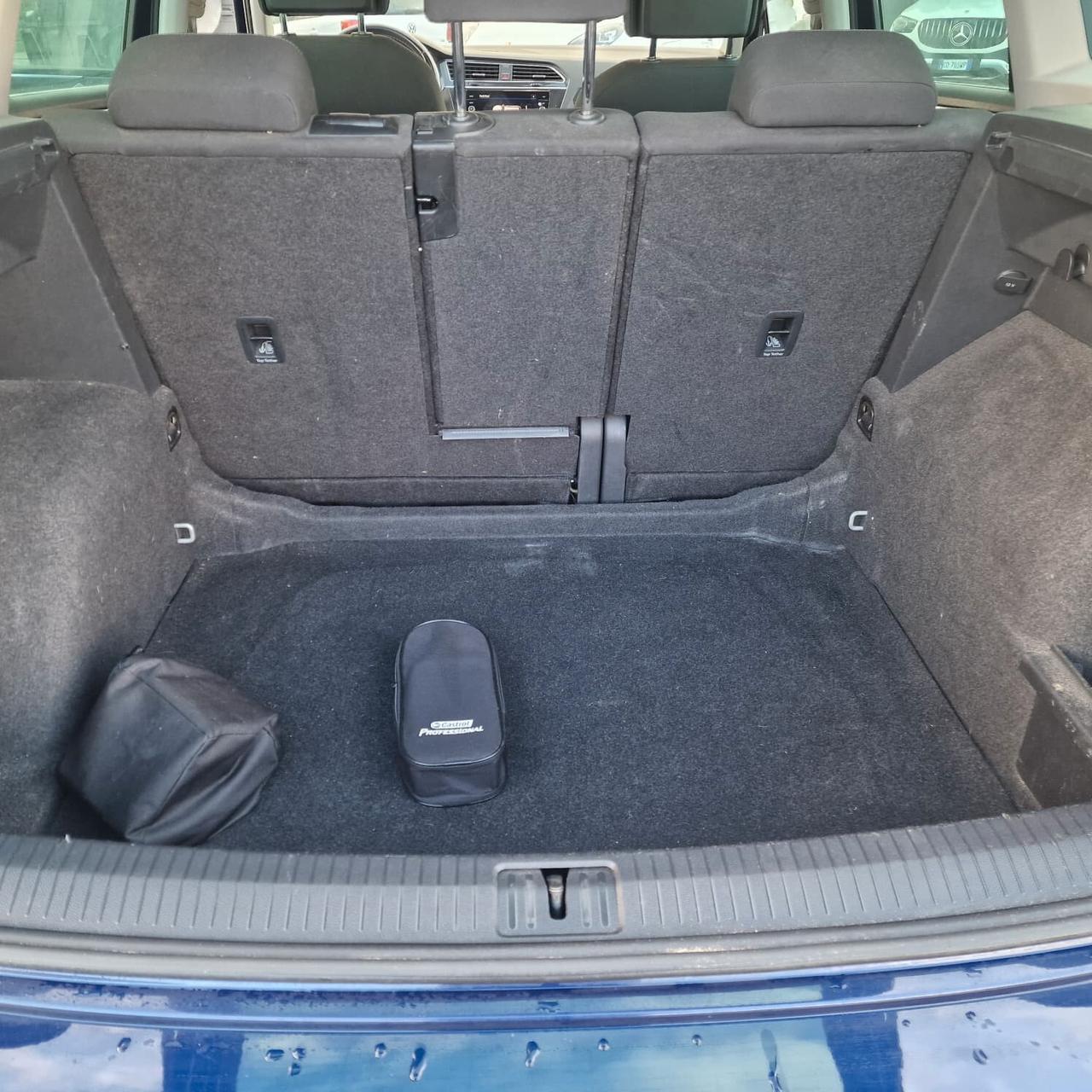 Volkswagen Tiguan 1.6 TDI SCR Style UNICO PROPRIETARIO DISTRIBUZIONE SOSTITUTIA