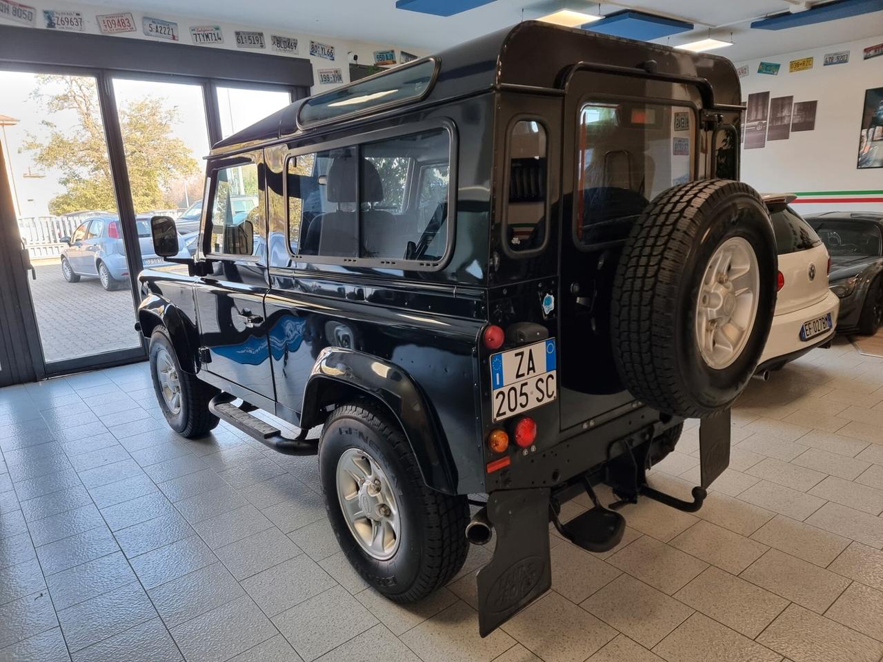 Land Rover Defender 90 TD4 AUTOVETTURA