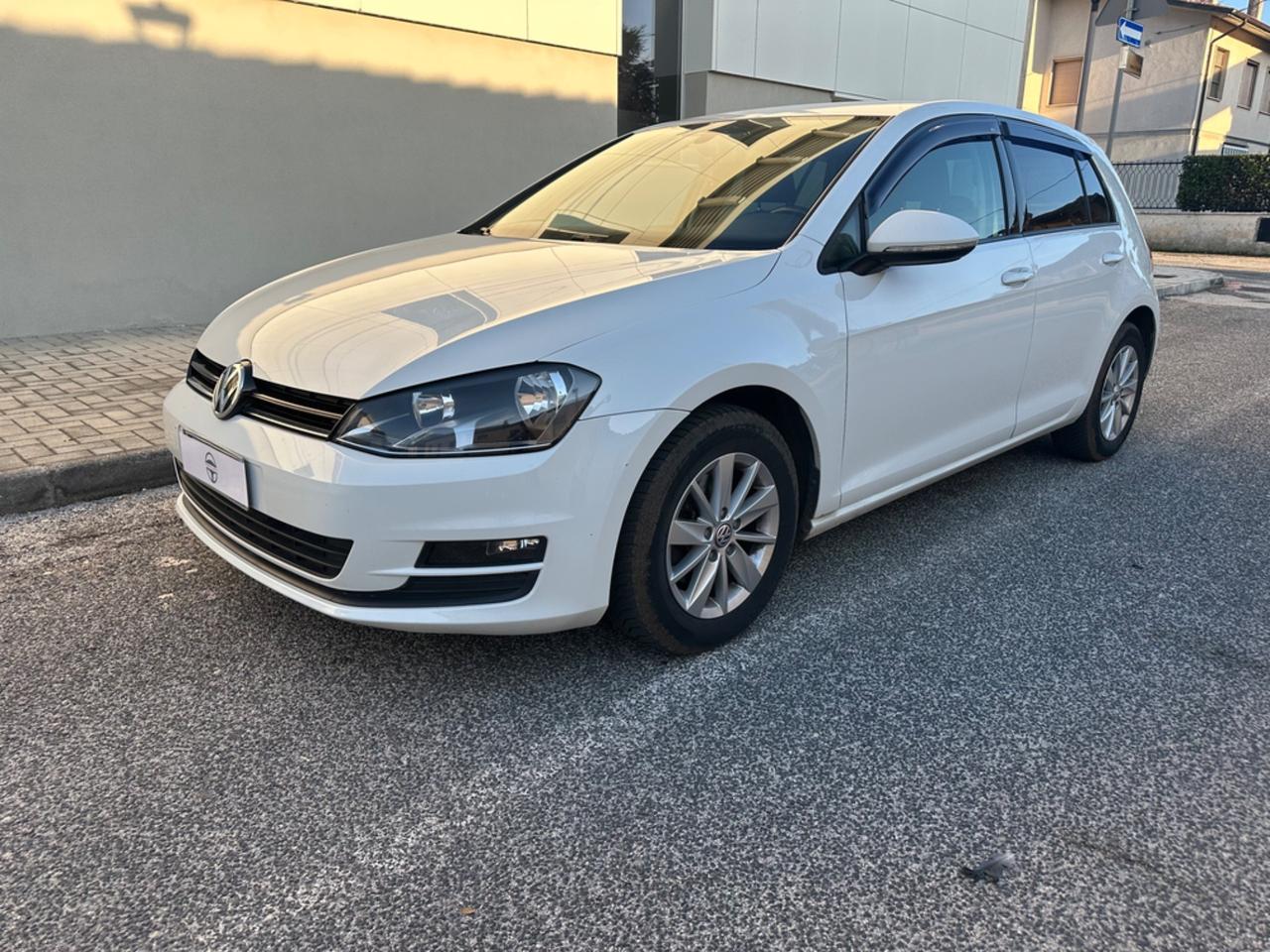 Volkswagen Golf 2.0 TDI 5p. Highline BlueMotion Technology