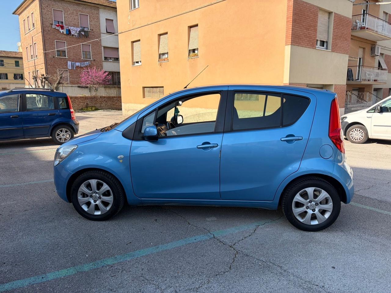 Opel Agila benzina neopatentati multispazio