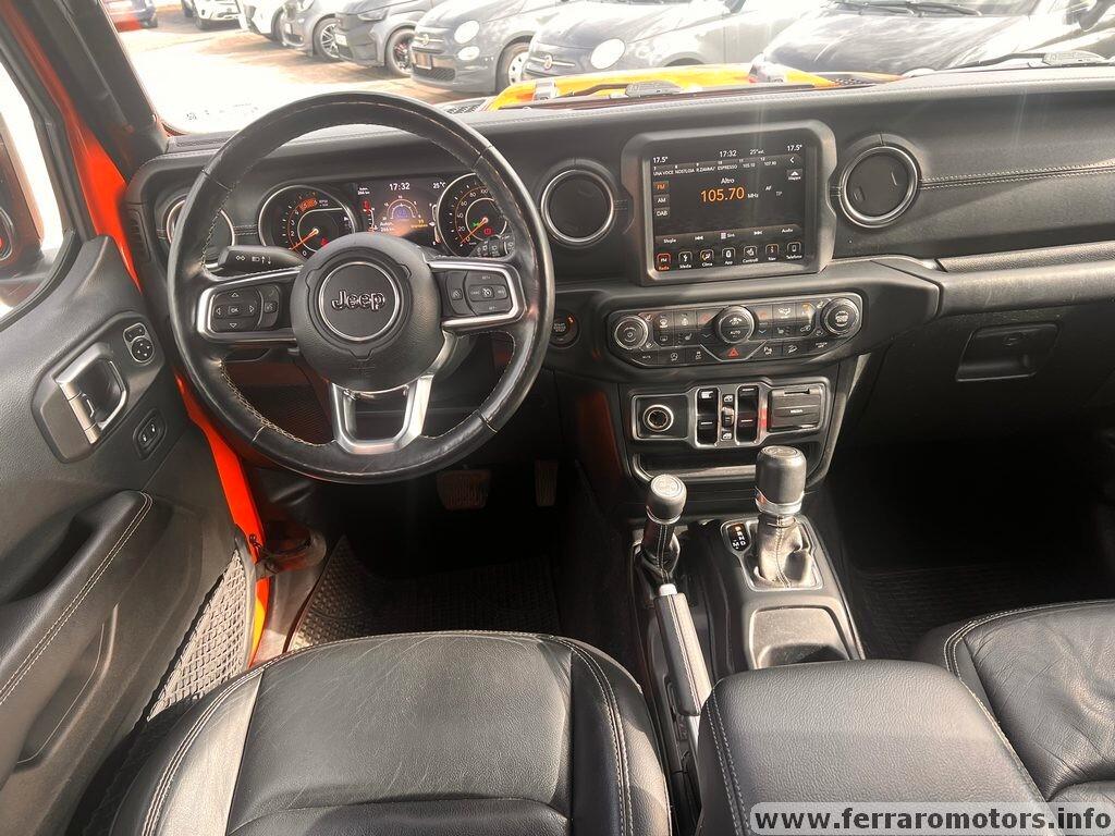 Jeep Wrangler Unlimited 2.2 Mjt II Sahara tua a soli 409 euro al mese senza anticipo