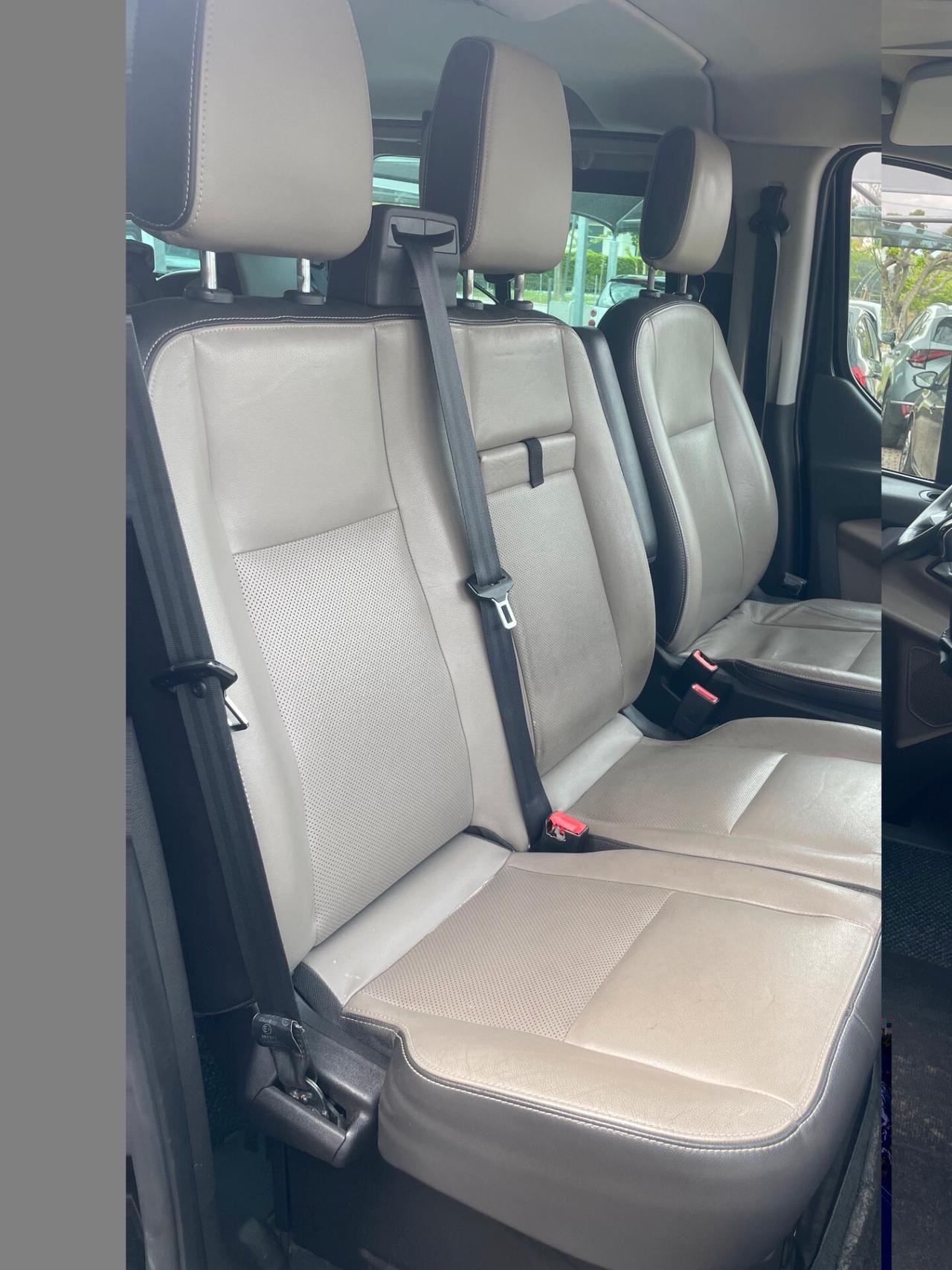 Ford Tourneo Custom 300 2.2 TDCi 155CV PL Titanium