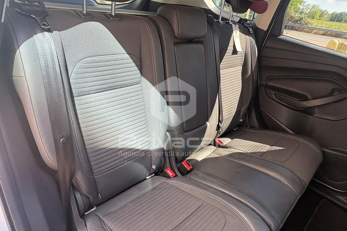 FORD Kuga 2.0 TDCI 150 CV S&S 4WD Titanium