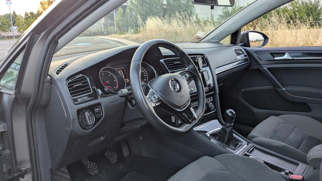 Volkswagen Golf 1.6 TDI 5p. Highline BlueMotion Technology
