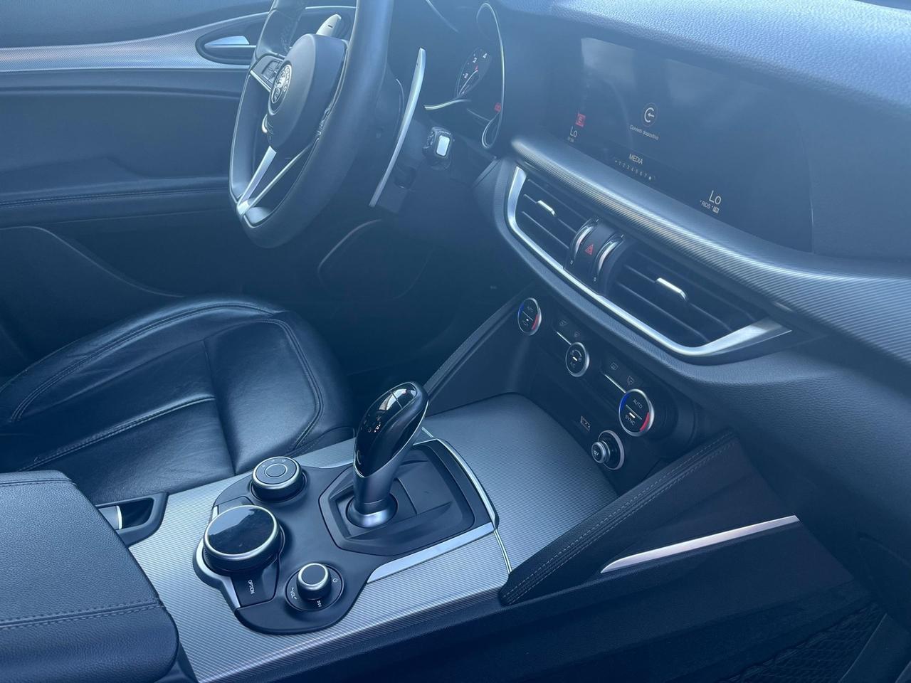 Alfa Romeo Stelvio 2.2 Turbodiesel 210 CV AT8 Q4 Super