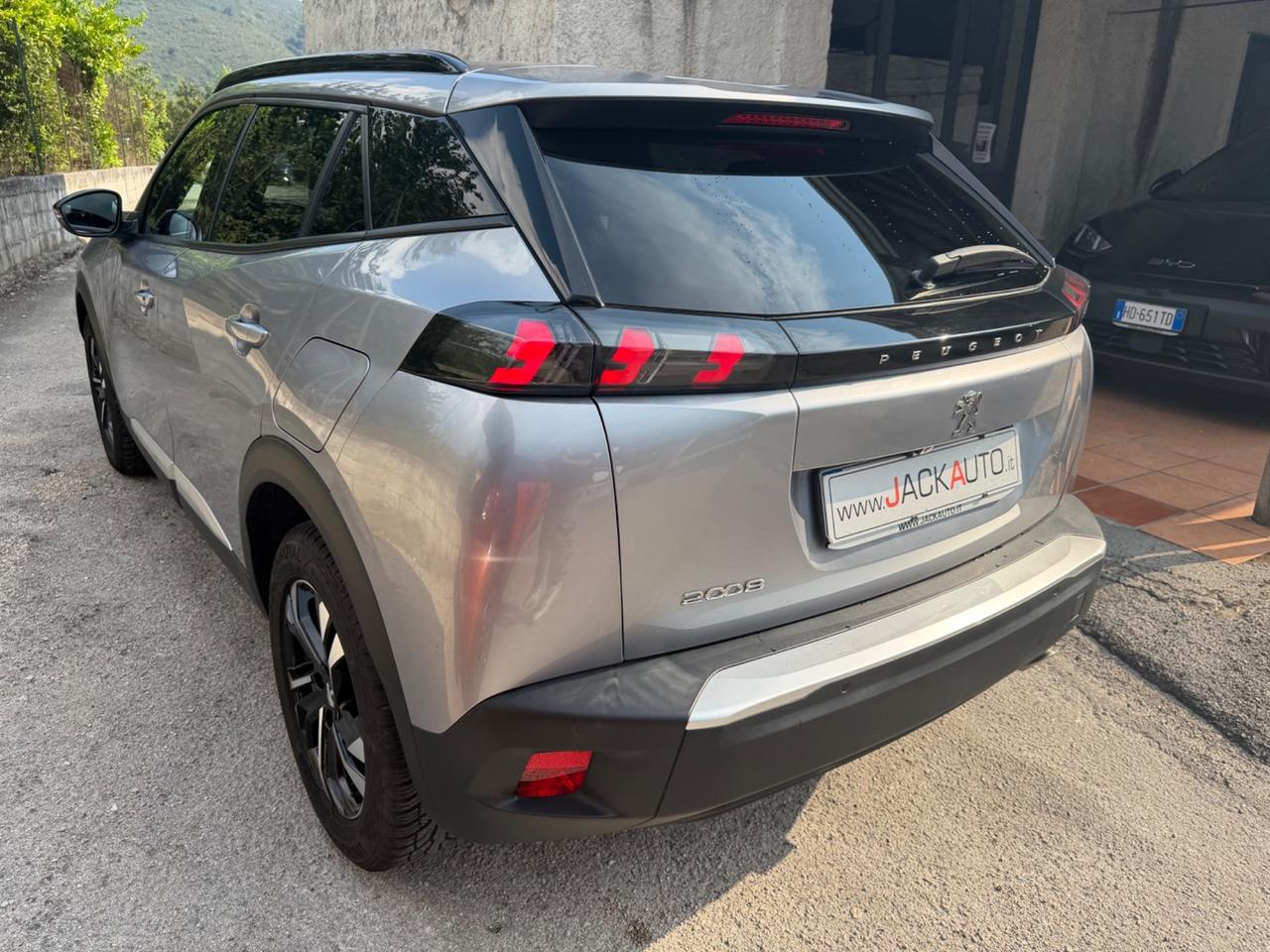 Peugeot 2008 BlueHDi 130 S&S EAT8 Allure Pack
