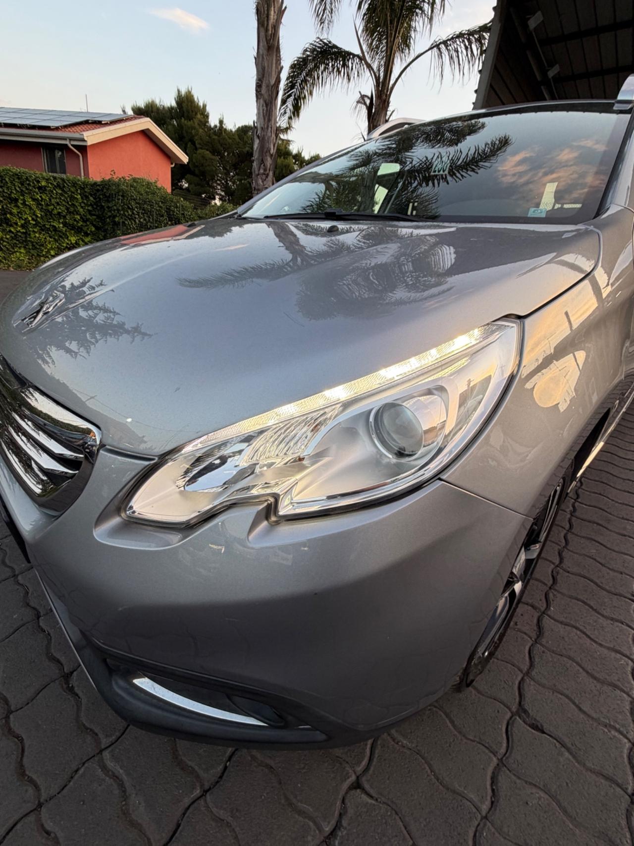 Peugeot 2008 BlueHDi 100 Allure
