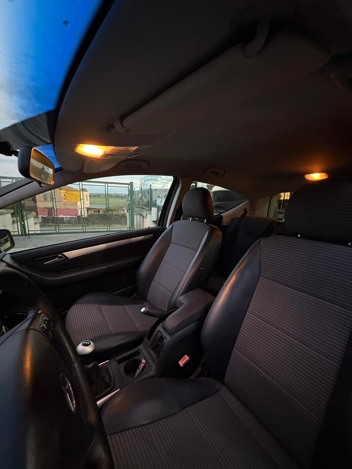 Mercedes-benz A 200 A 200 Turbo Coupé Avantgarde