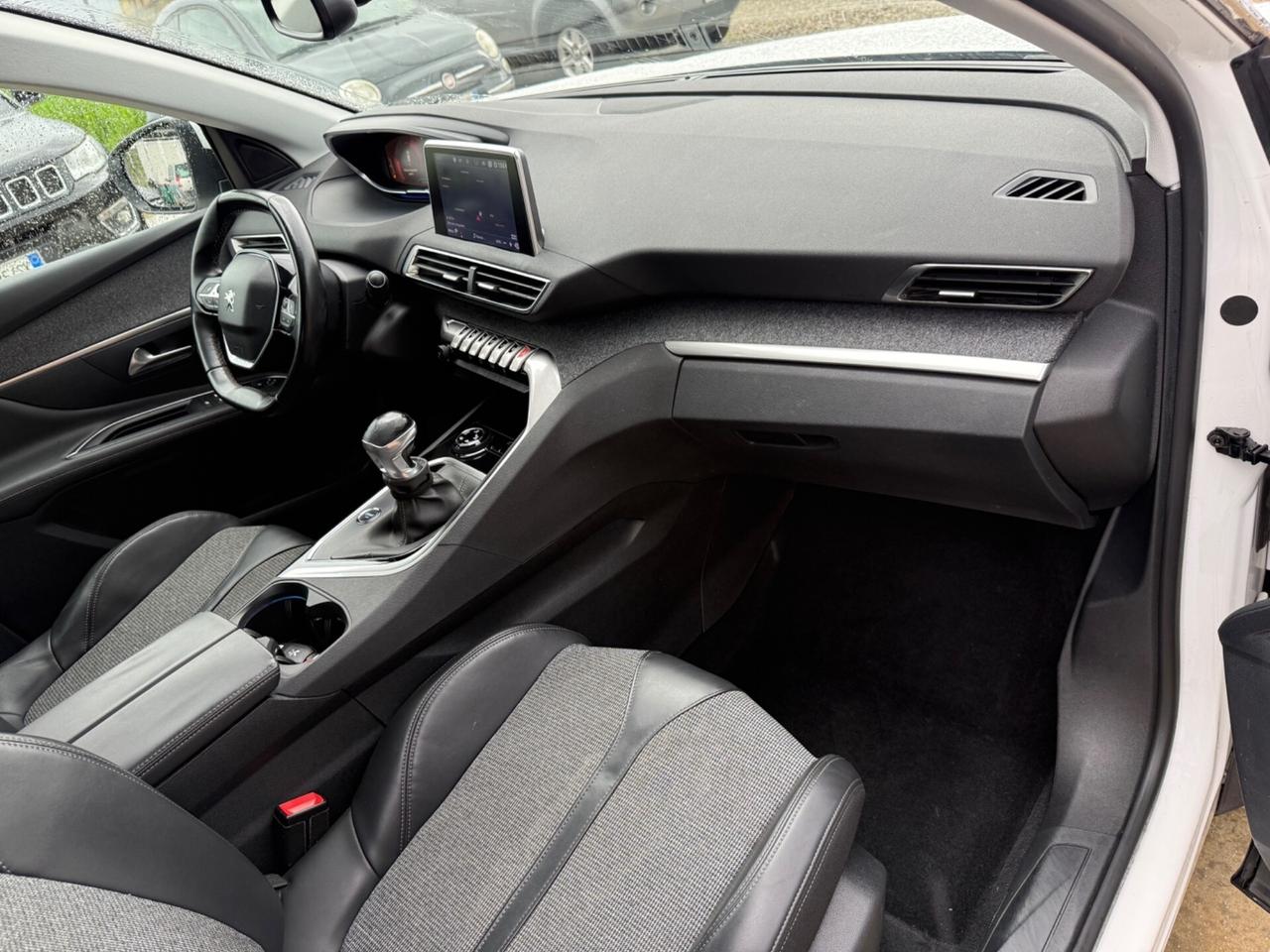 Peugeot 3008 BlueHDi 130 S&S Allure