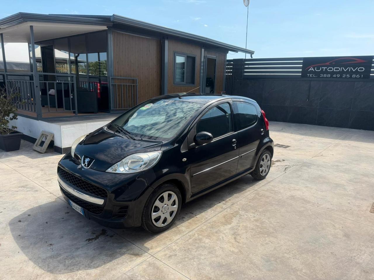 Peugeot 107 1.0 68CV 5p. Allure