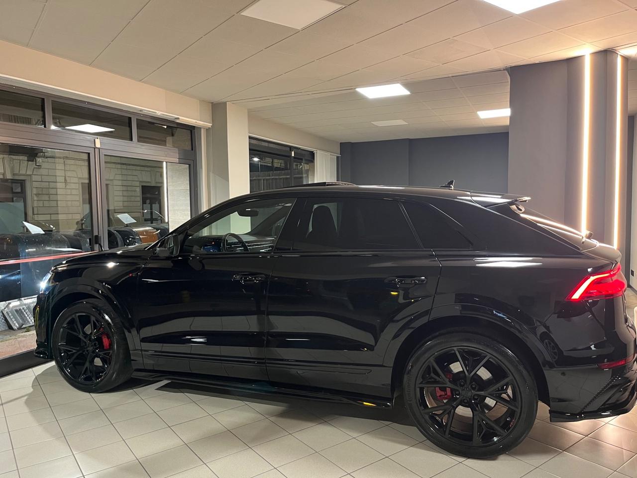 Audi Q8 45 TDI quattro S-Line Matrix/Tetto iva ESPOSTA!!