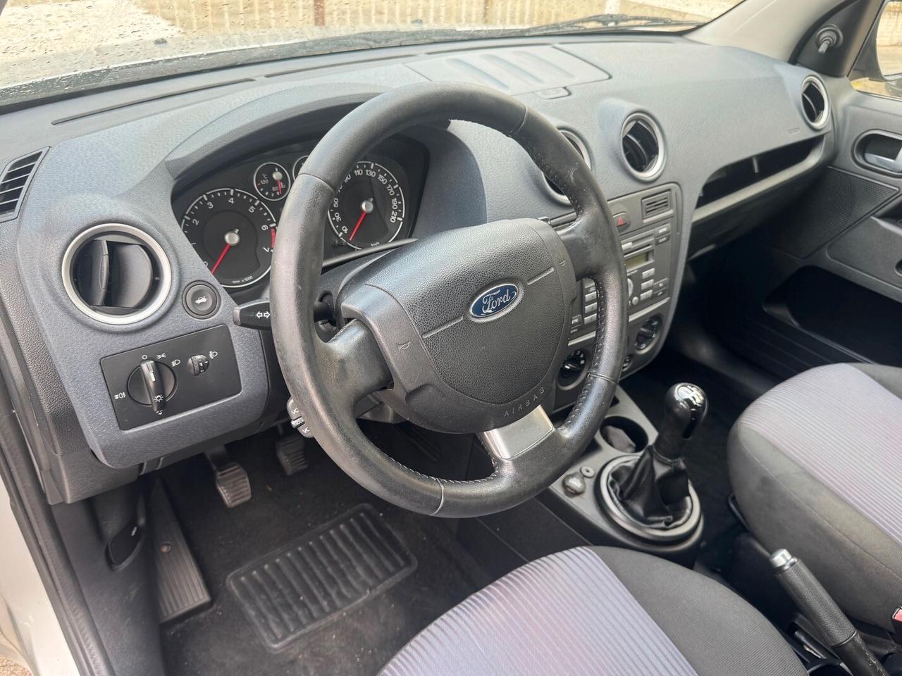 FORD FUSION 1.4 BENZINA/GPL