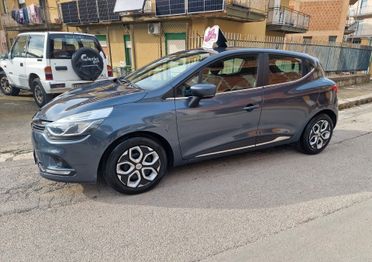 Renault Clio dCi 8V 75 CV 5 porte Duel