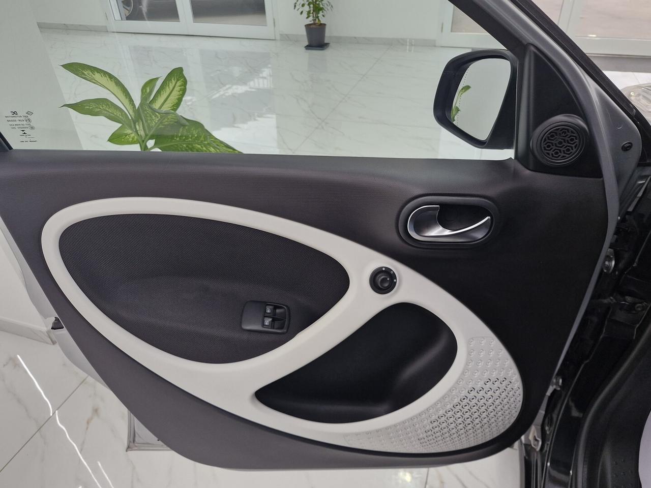 SMART FORFOUR 1.0 PRIME 71CV FULL OPTIONAL