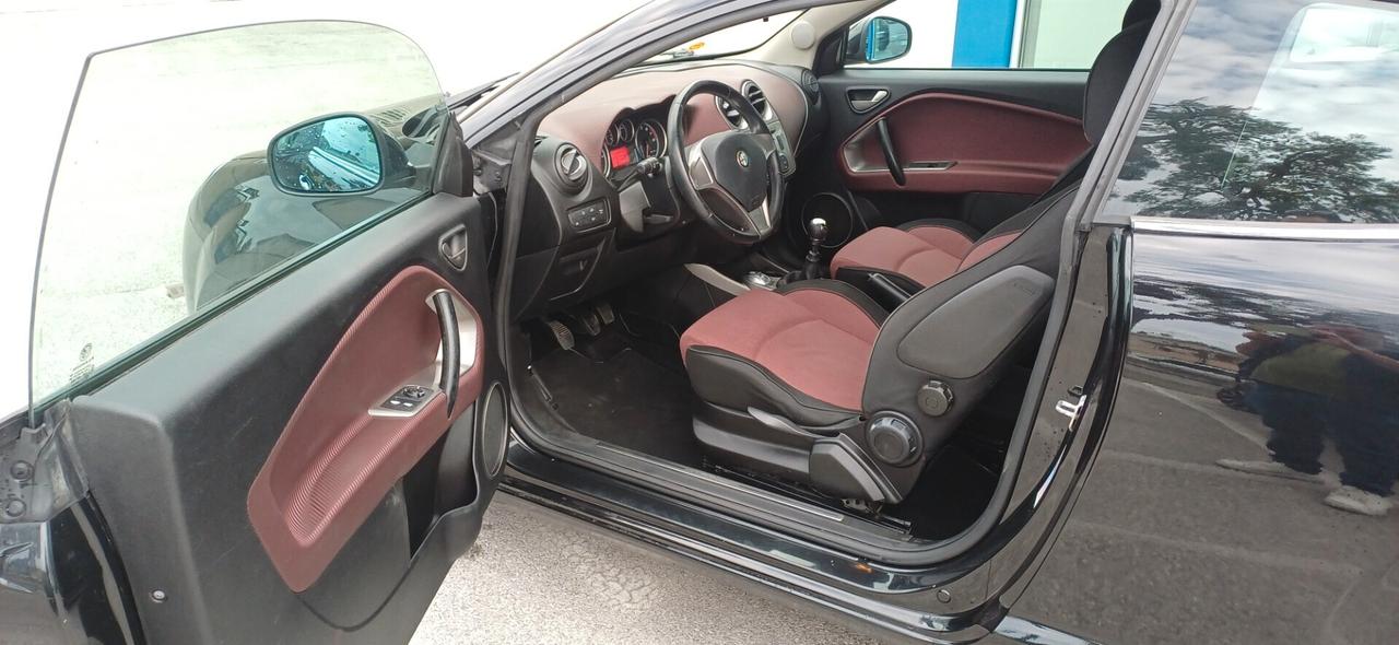 Alfa Romeo MiTo 1.4 105 CV M.air S&S Distinctive Sport Pack
