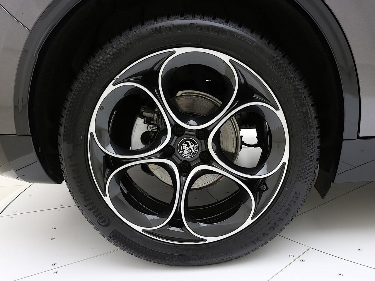 Alfa Romeo Stelvio 2.2 t. Q4 Veloce TETTO APRIBILE