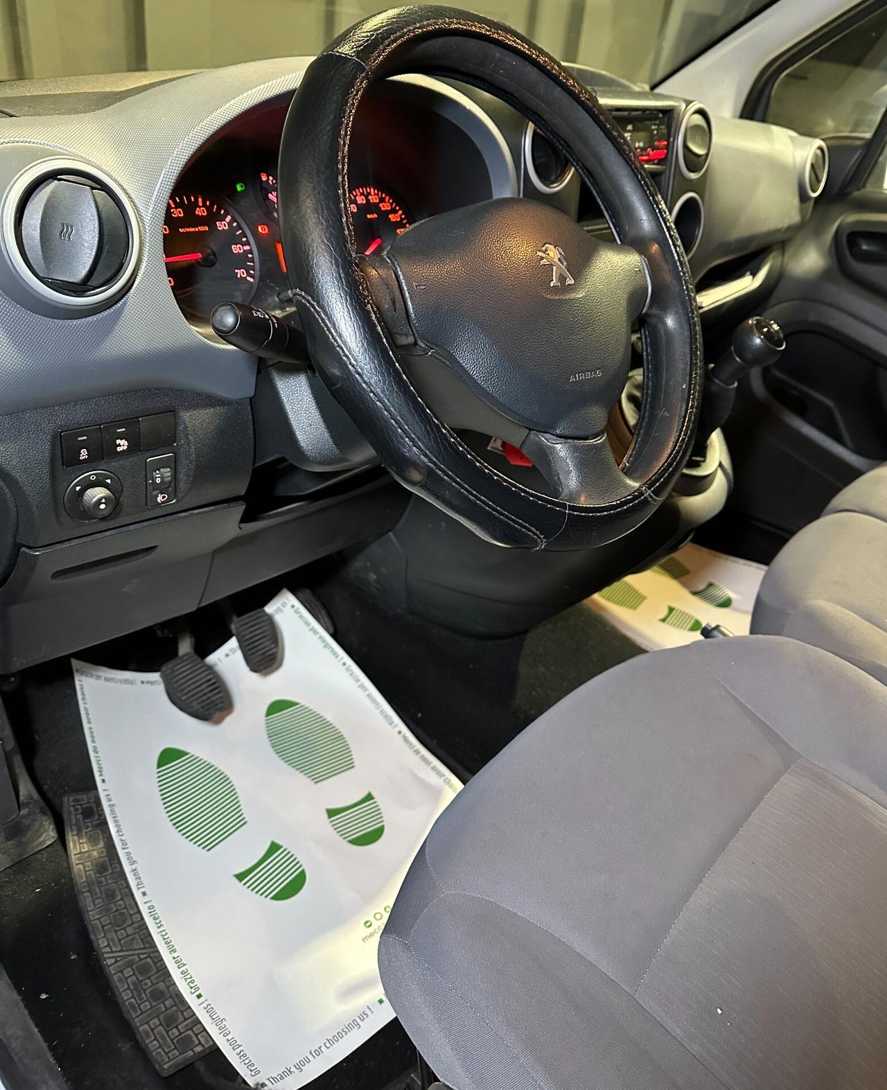 Peugeot Partner 1.6 HDi 90cv AF. 3P