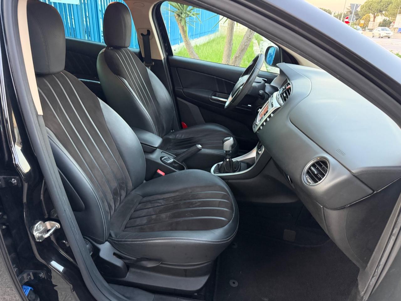 Lancia Delta 1.6 MJT 120 cv Platino 2010 Navig