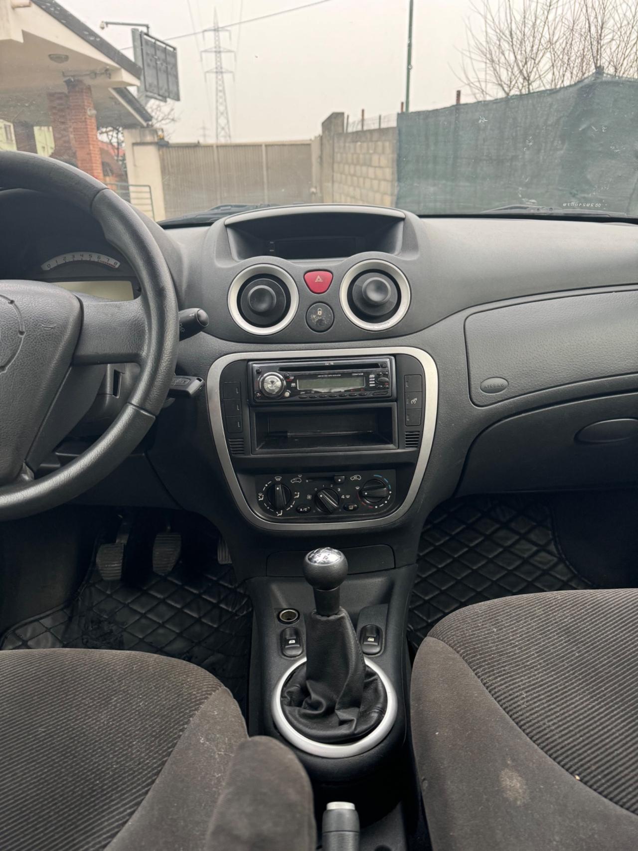 Citroen C3 1.1 airdream Elegance benzina neopatentati