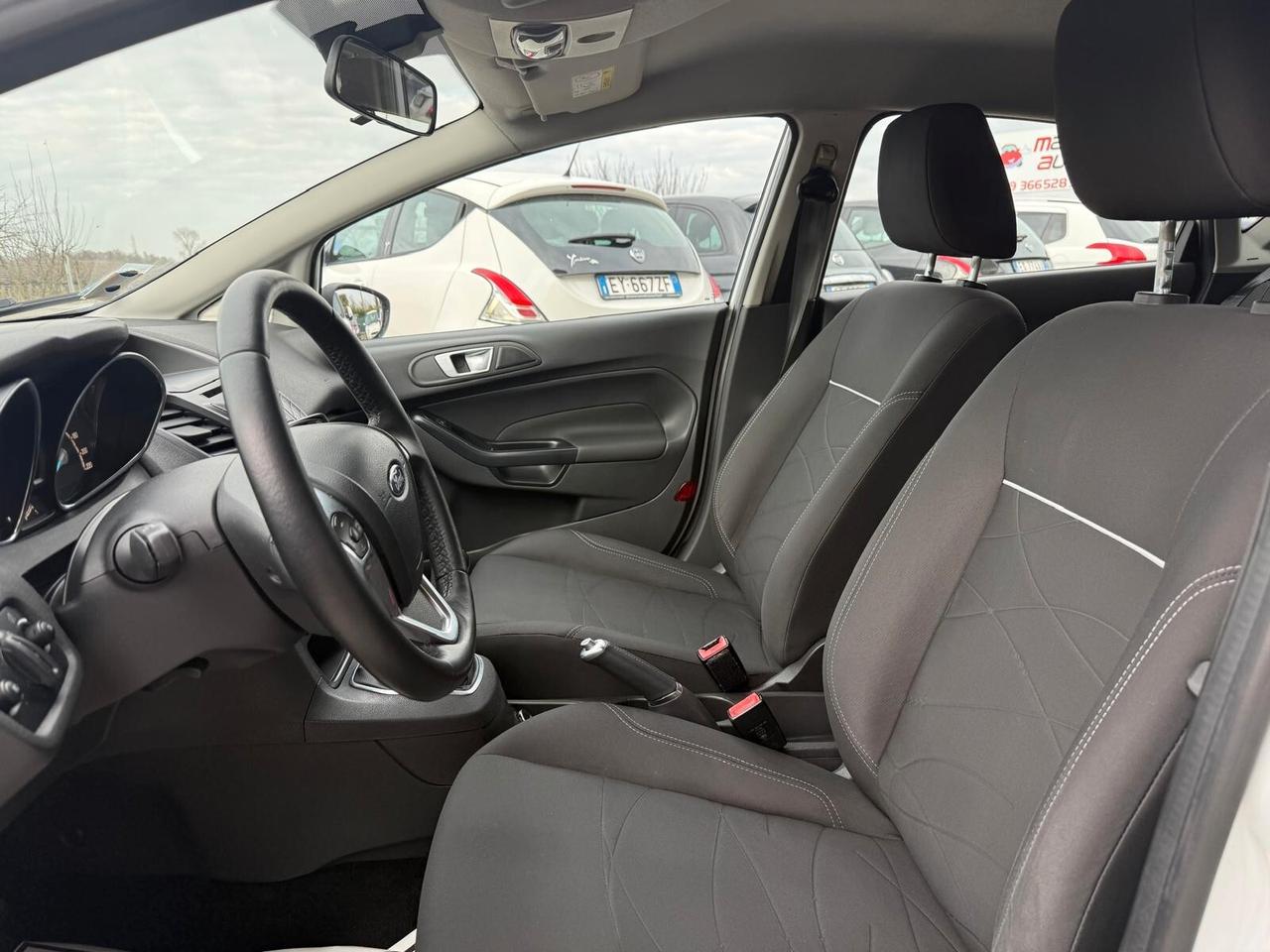 Ford Fiesta 1.2 Benzina Neopatentati