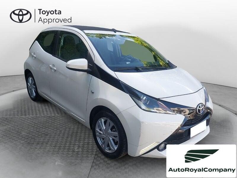 Toyota Aygo 1.0 VVT-i x-wave km 11600