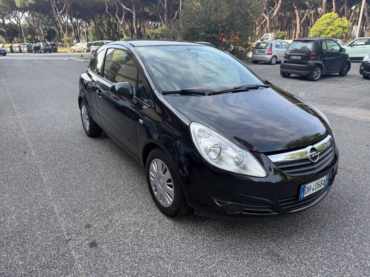 Opel Corsa 1.2 3 porte Enjoy