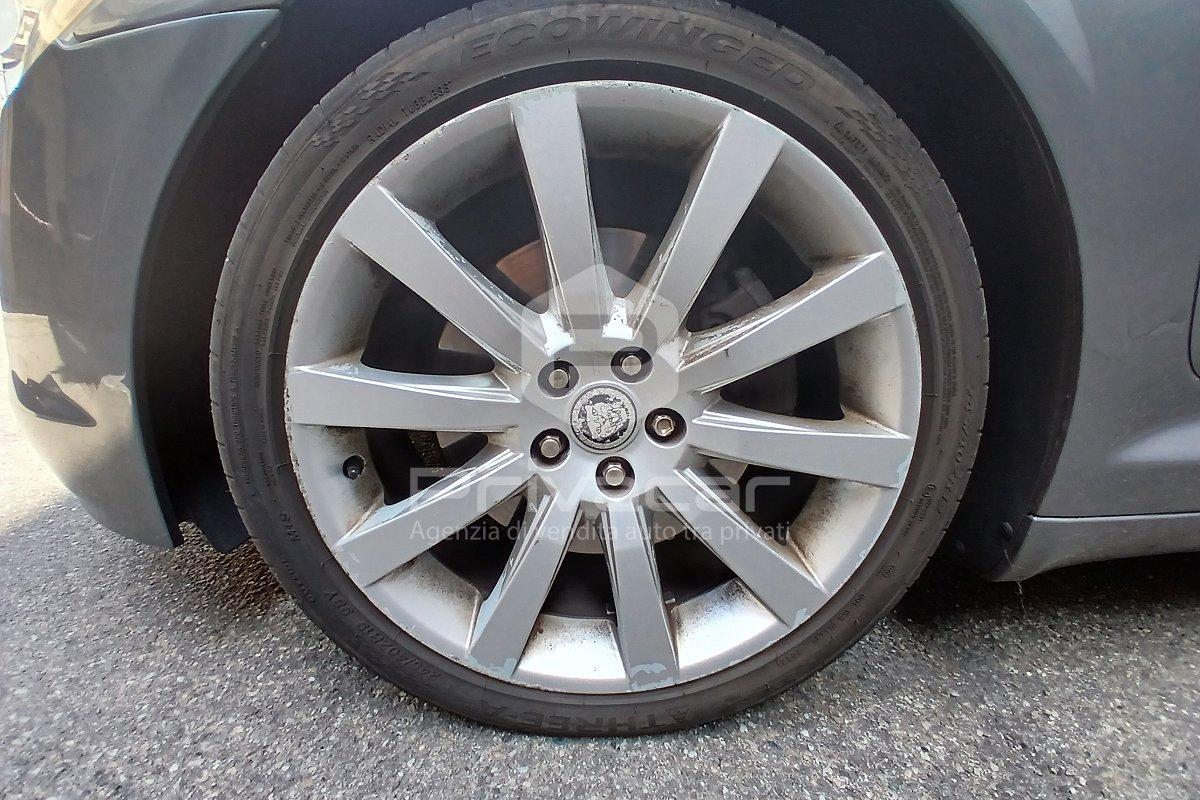 JAGUAR XF 2.7D V6 Luxury