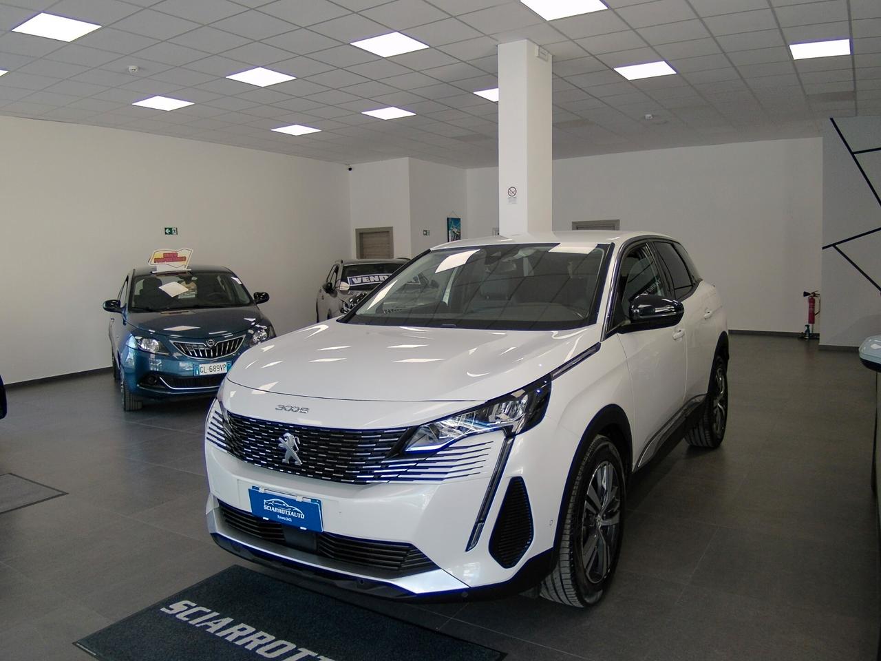 Peugeot 3008 BlueHDi 130 S&S EAT8 Allure Pack 2022