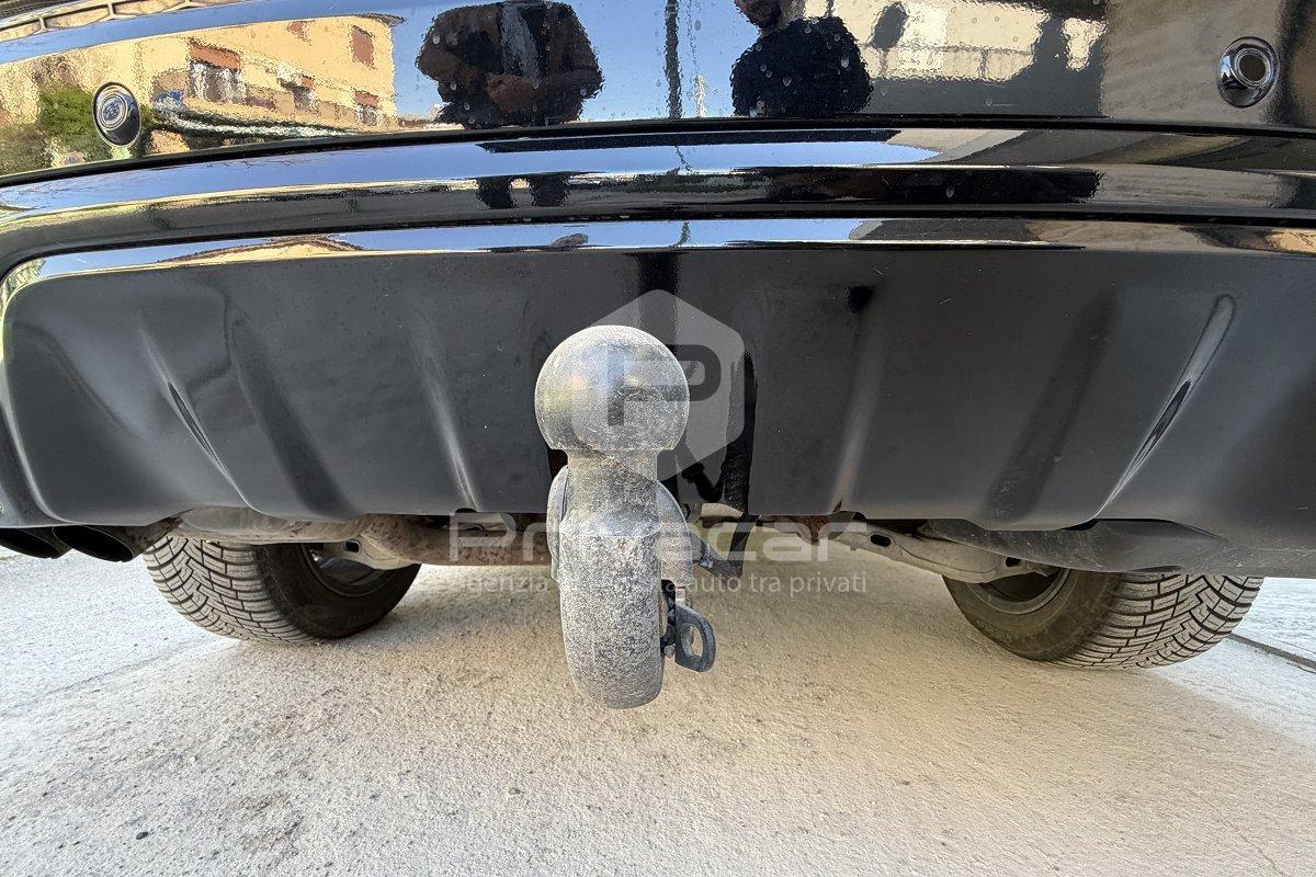 LAND ROVER Discovery Sport 2.0 SD4 240 CV AWD Auto R-Dynamic SE