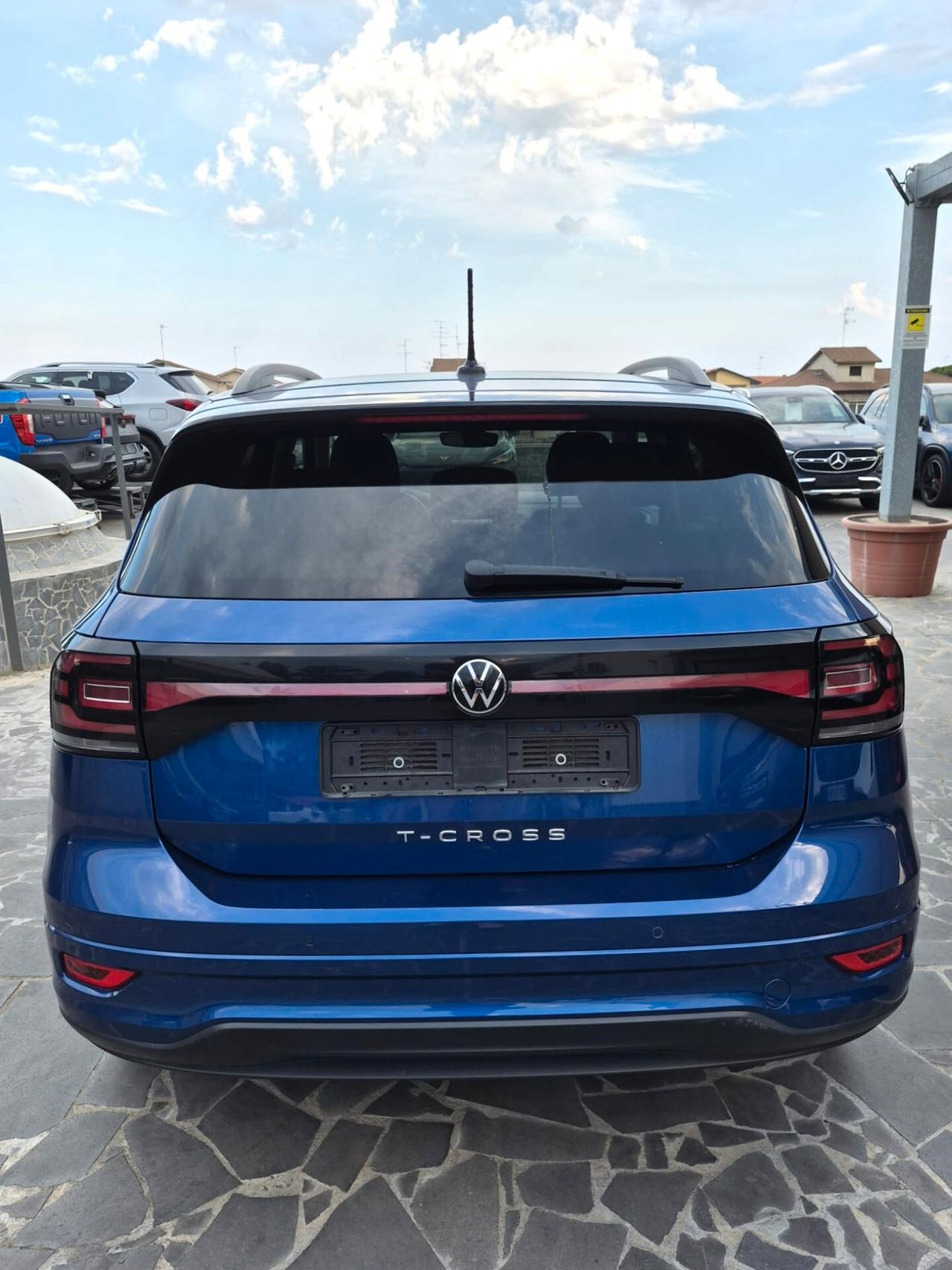 Volkswagen T-Cross 1.0 TSI 110 CV Sport