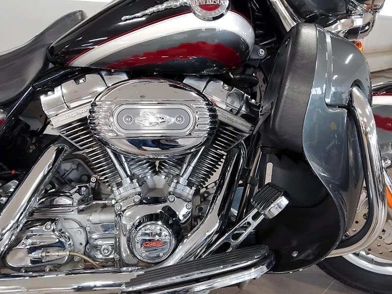 Harley Davidson Electra Glide Ultra Classic Cvo 1690